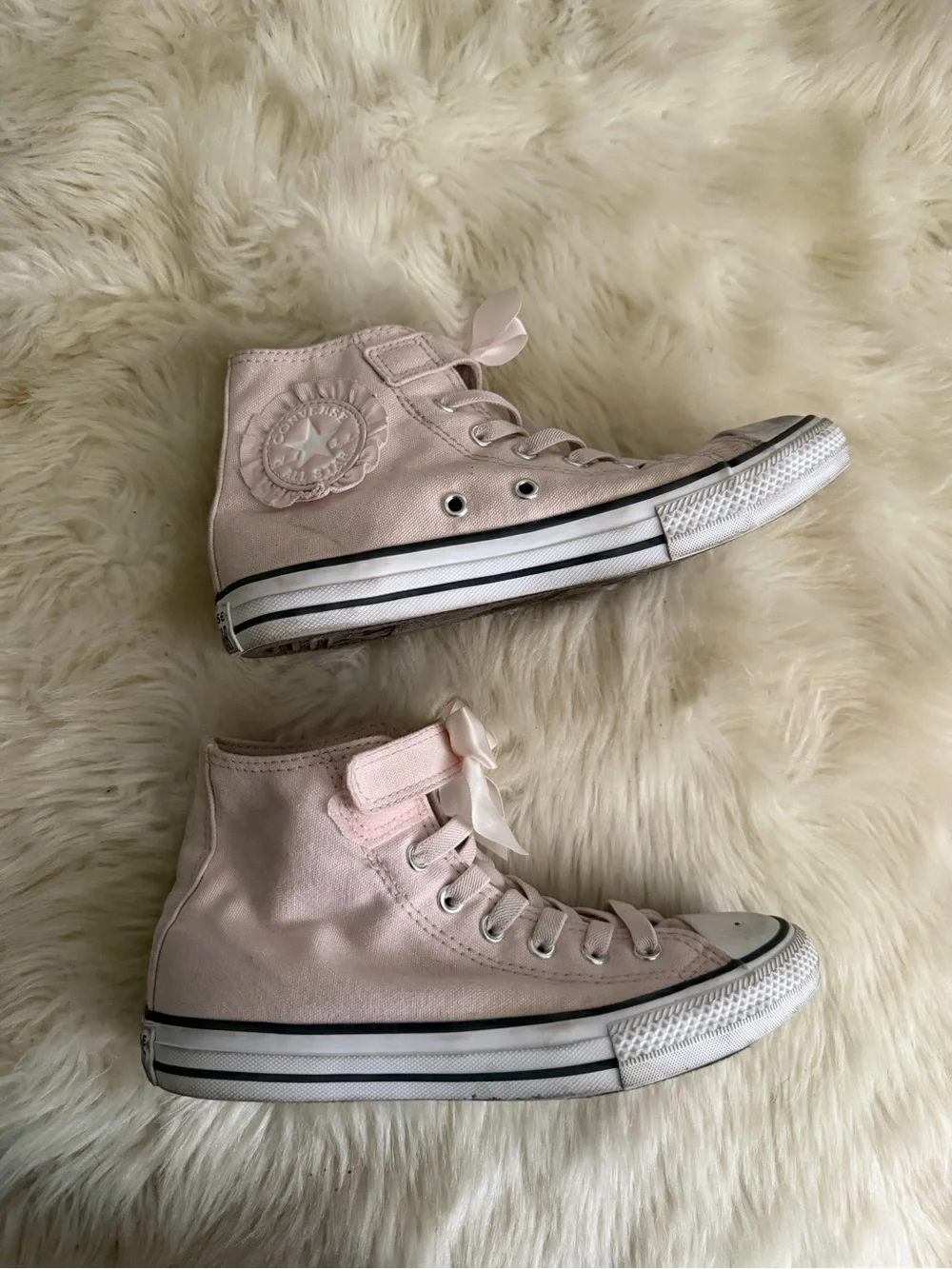 Converse Kids Light Pink High-Top Sneakers with Satin Bows